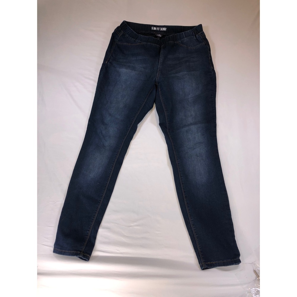 Royalty by YMI Slim Fit Skinny Jeggings Dark Wash Pull On Denim Pants